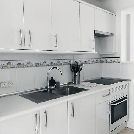 Chilly - Sunny Rooftop Terrace With Ocean View *