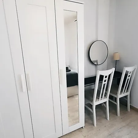 Chilly - Sunny Rooftop Terrace With Ocean View