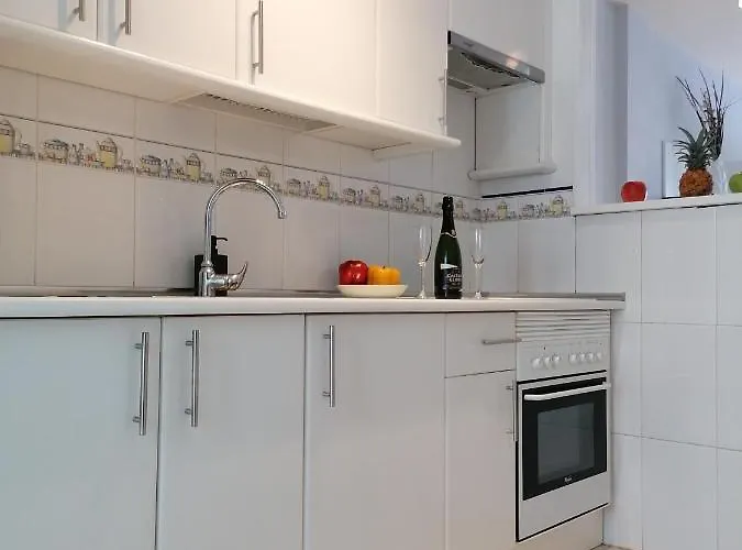 דירה Chilly - Sunny Rooftop Terrace With Ocean View קיאו סלבאחה